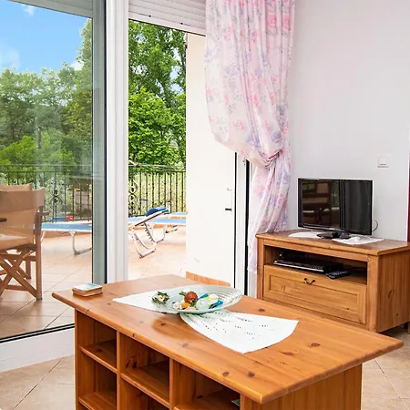 Apartamento Forty Roses *